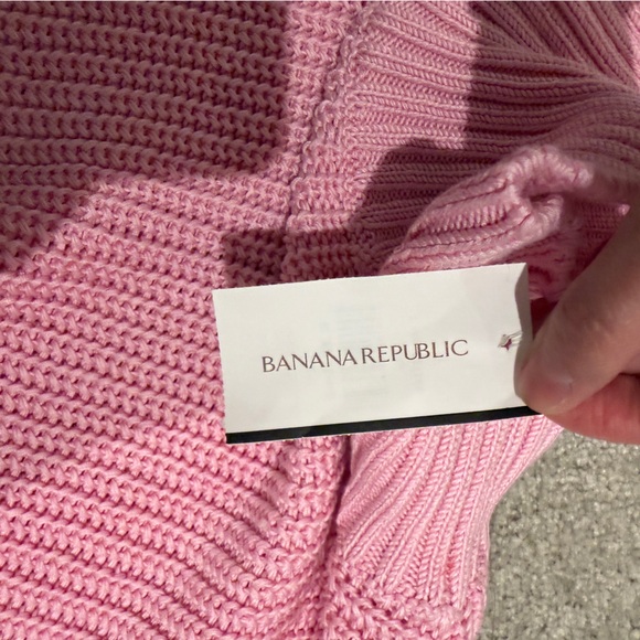 NWT Banana republic Janie cropped sweater pink turtleneck spring size Medium - Picture 8 of 10